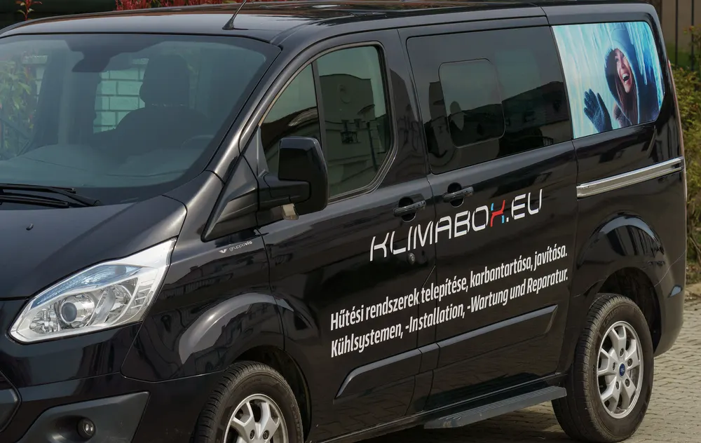 Autódekor - egyedi grafikai koncepció